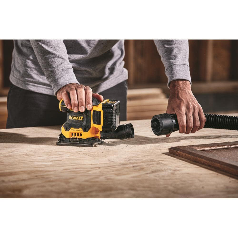 DeWALT 20V Max XR Cordless 1/4 Sheet Variable Speed Sander Kit (REFURBISHED)