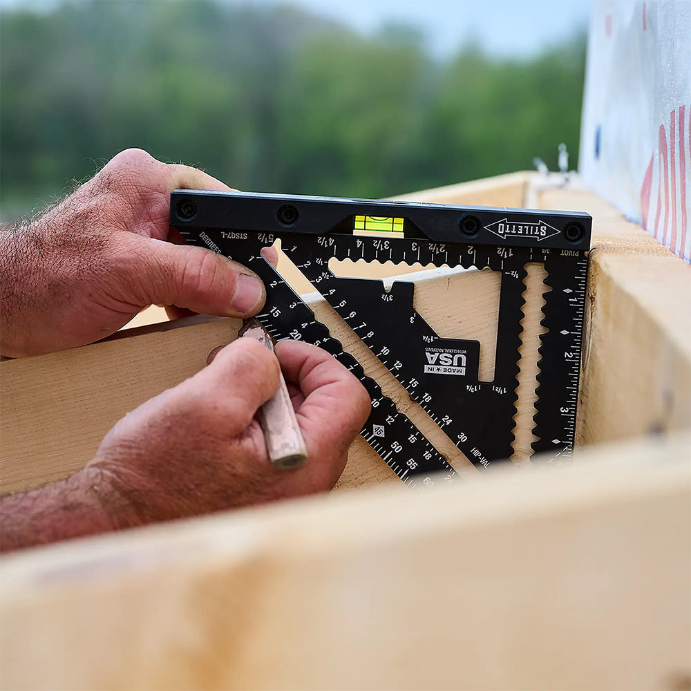 Stiletto 7" Carpenter Square with Level